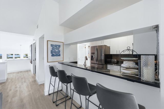 972 SANDPIPER CIRCLE 972, Bradenton, FL 34209