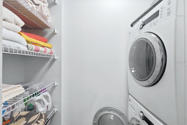 972 SANDPIPER CIRCLE 972, Bradenton, FL 34209