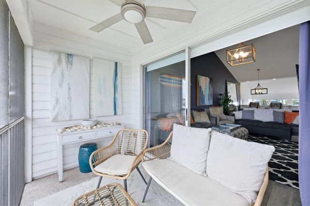 972 SANDPIPER CIRCLE 972, Bradenton, FL 34209