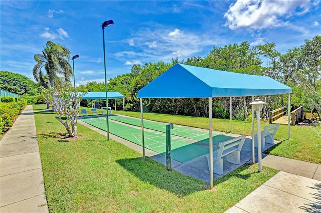 972 SANDPIPER CIRCLE 972, Bradenton, FL 34209