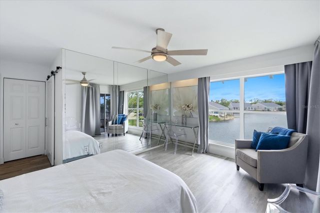 972 SANDPIPER CIRCLE 972, Bradenton, FL 34209