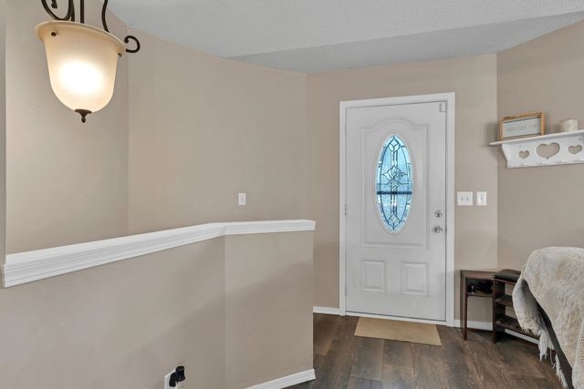 1730 E Winterset Circle, Wichita, KS 67052