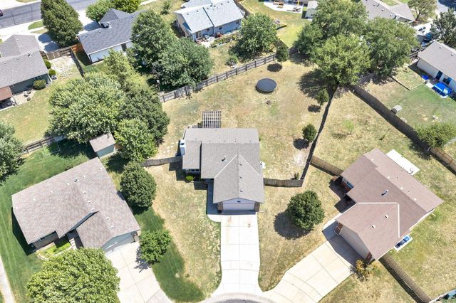 1730 E Winterset Circle, Wichita, KS 67052
