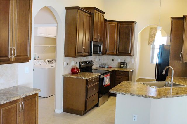 18 WESTMILL LANE, Palm Coast, FL 32164