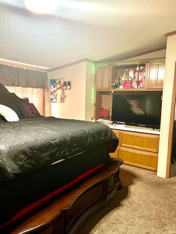 1779 W 1100 S, Ferdinand, IN 47532