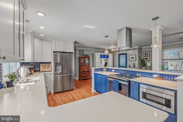 222 HAWICK RD, Inwood, WV 25428