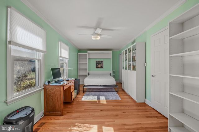 222 HAWICK RD, Inwood, WV 25428