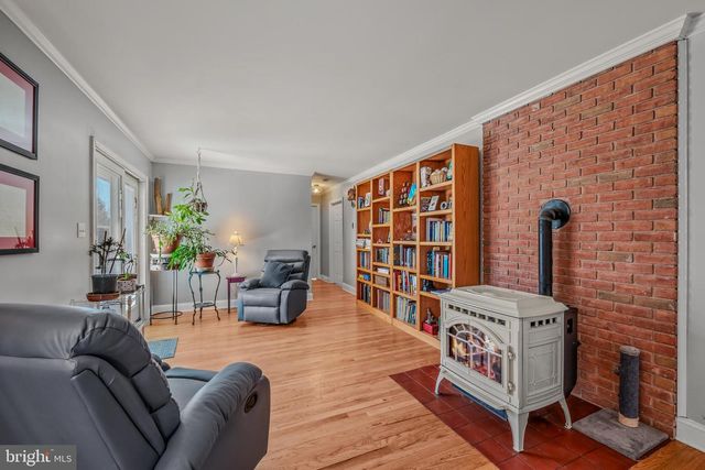 222 HAWICK RD, Inwood, WV 25428