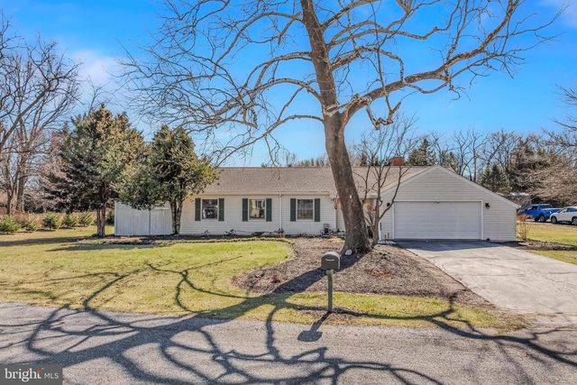 222 HAWICK RD, Inwood, WV 25428