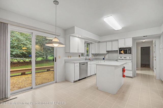 3880 Breckinridge Drive, Okemos, MI 48864