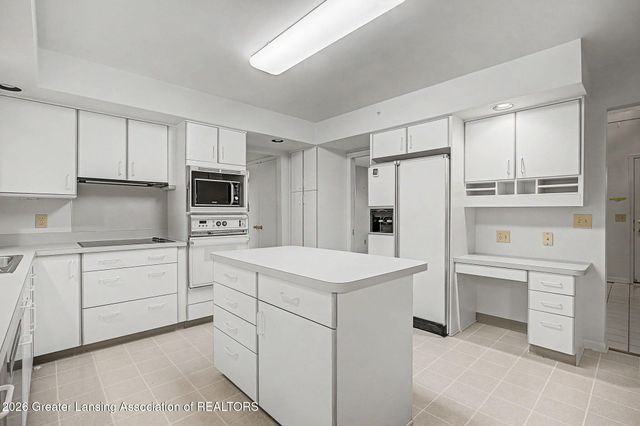 3880 Breckinridge Drive, Okemos, MI 48864