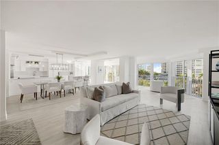 4401 Gulf Shore BLVD N # C605, Naples, FL 34103