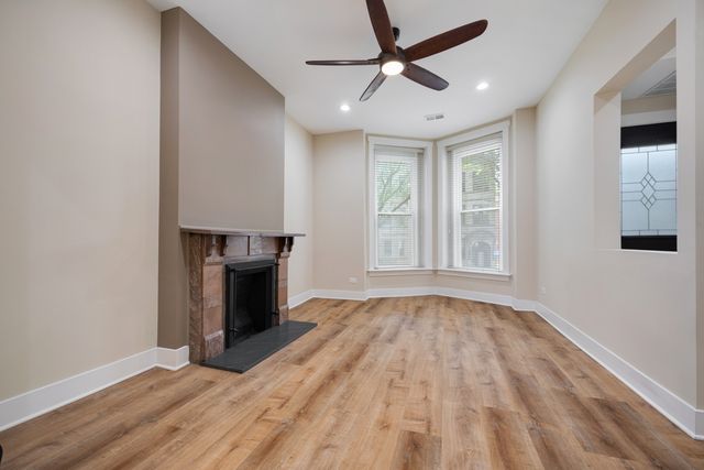 1446 W Lexington Street, Chicago, IL 60607