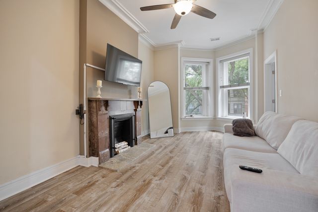 1446 W Lexington Street, Chicago, IL 60607