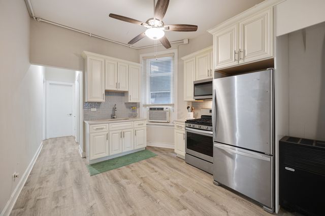 1446 W Lexington Street, Chicago, IL 60607