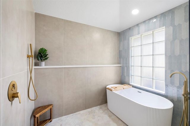 16705 SHEFFIELD PARK DRIVE, Lutz, FL 33549