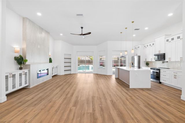 16705 SHEFFIELD PARK DRIVE, Lutz, FL 33549