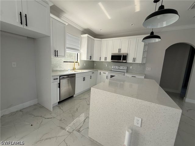 4768 40th ST NE, Naples, FL 34120
