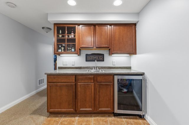 8375 Narcissus Street, Victoria, MN 55386