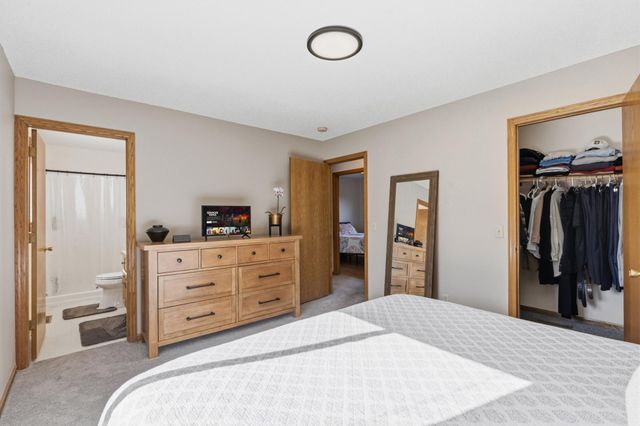 8375 Narcissus Street, Victoria, MN 55386