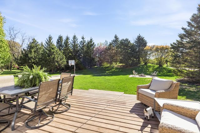 8375 Narcissus Street, Victoria, MN 55386