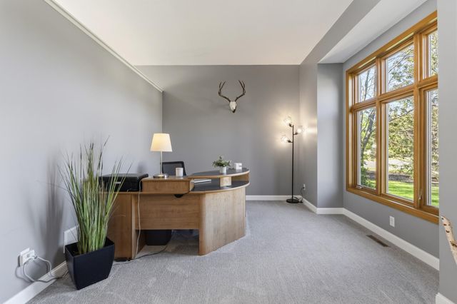 8375 Narcissus Street, Victoria, MN 55386