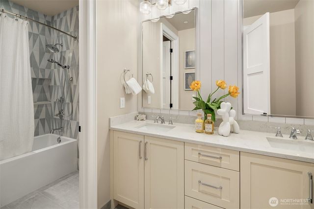 10911 SE 26th Street, Bellevue, WA 98004