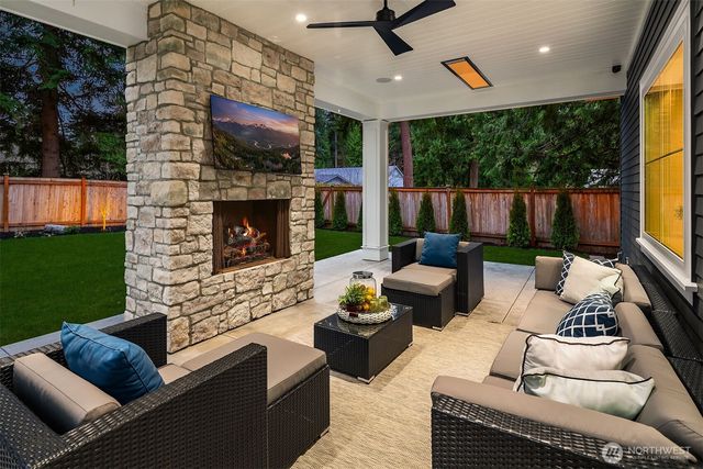 10911 SE 26th Street, Bellevue, WA 98004