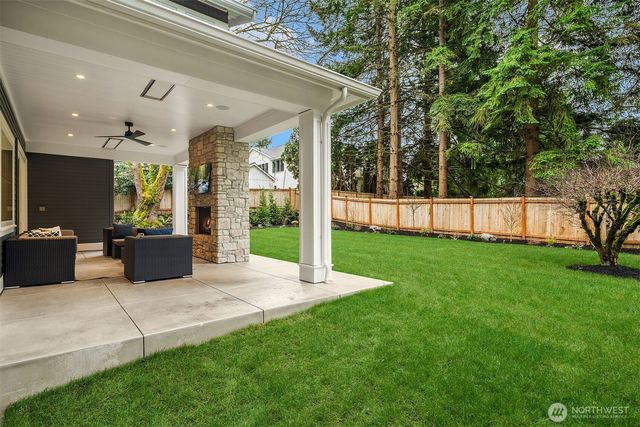 10911 SE 26th Street, Bellevue, WA 98004