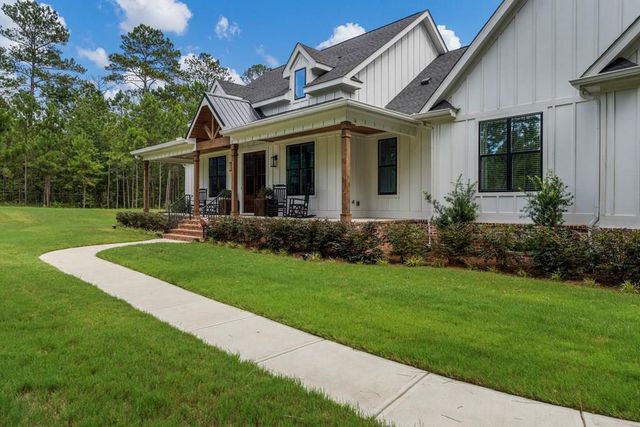 1888 Lee Road 0430, Smiths Station, AL 36877