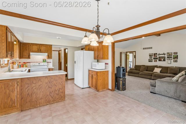 3583 Yardly Court, Sterling Heights, MI 48310