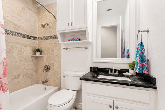 2042 Miracle Point Drive, Southlake, TX 76092