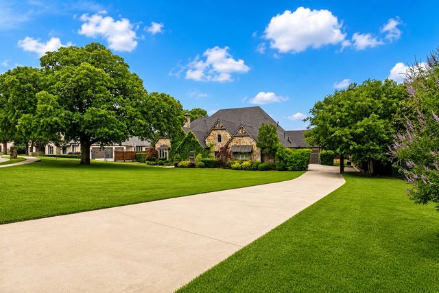 2042 Miracle Point Drive, Southlake, TX 76092