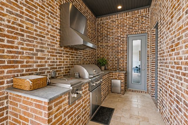 2042 Miracle Point Drive, Southlake, TX 76092