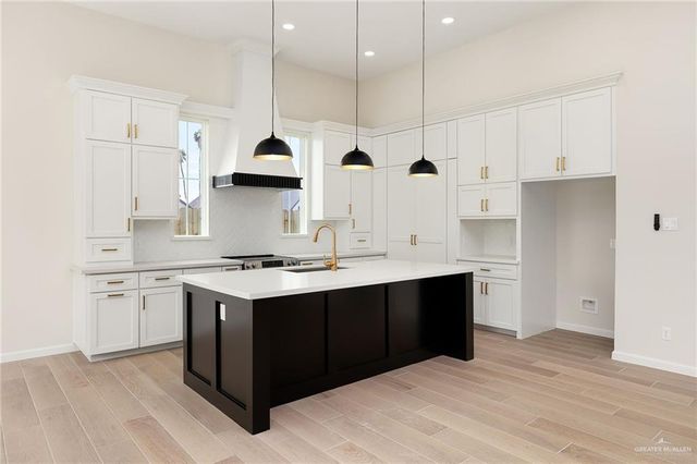 3921 Zenker Avenue, Mcallen, TX 78504