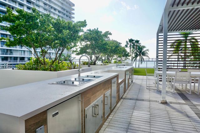 1541 Brickell Ave A3302, Miami, FL 33129