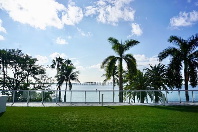 1541 Brickell Ave A3302, Miami, FL 33129