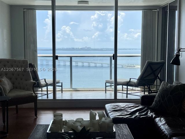 1541 Brickell Ave A3302, Miami, FL 33129