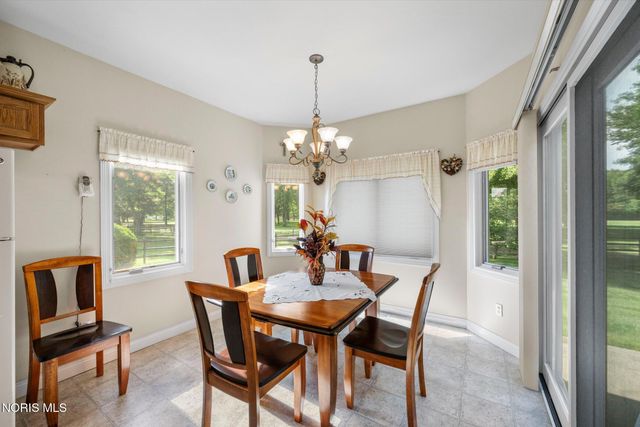 8339 Sycamore Woods Lane, Holland, OH 43528