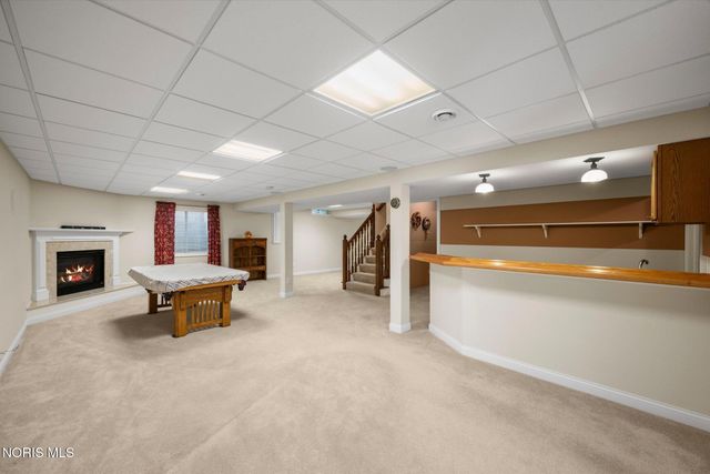 8339 Sycamore Woods Lane, Holland, OH 43528