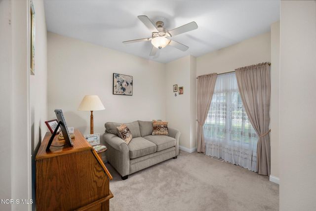 8339 Sycamore Woods Lane, Holland, OH 43528