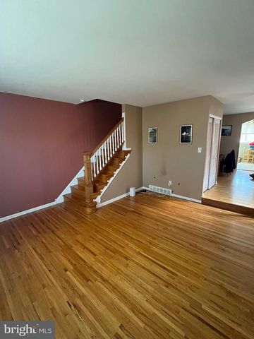 7243 SHALKOP ST, Philadelphia, PA 19128
