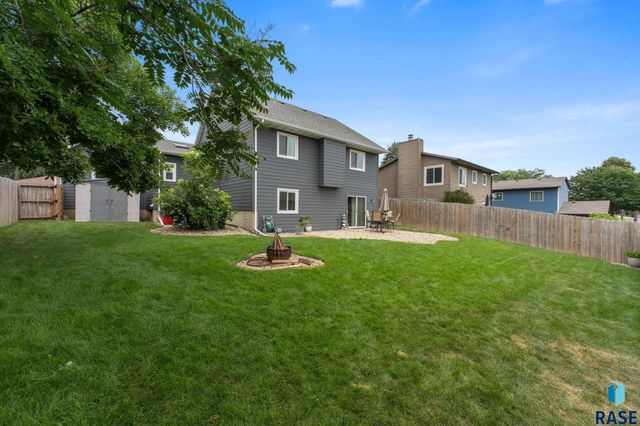 4709 E Alpine Cir Circle, Sioux Falls, SD 57110