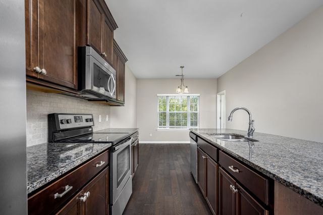 2118 Middle Tennessee Blvd, Murfreesboro, TN 37130