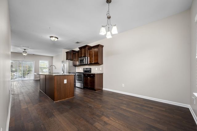 2118 Middle Tennessee Blvd, Murfreesboro, TN 37130