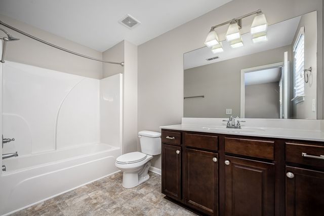 2118 Middle Tennessee Blvd, Murfreesboro, TN 37130