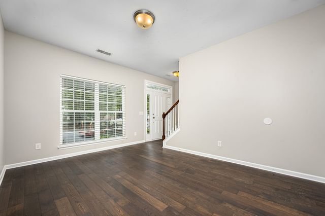 2118 Middle Tennessee Blvd, Murfreesboro, TN 37130