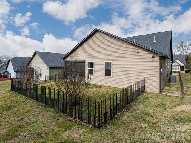 56 Brown Street, Weaverville, NC 28787