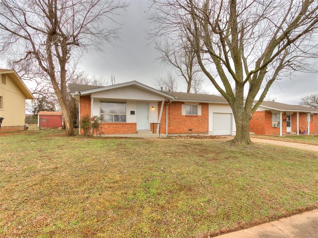 912 NW 24th Street, Moore, OK 73160