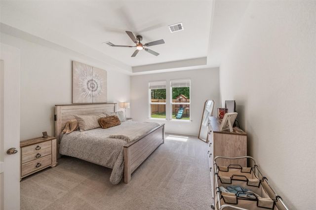 9985 Mountain Lion Lane, Magnolia, TX 77354